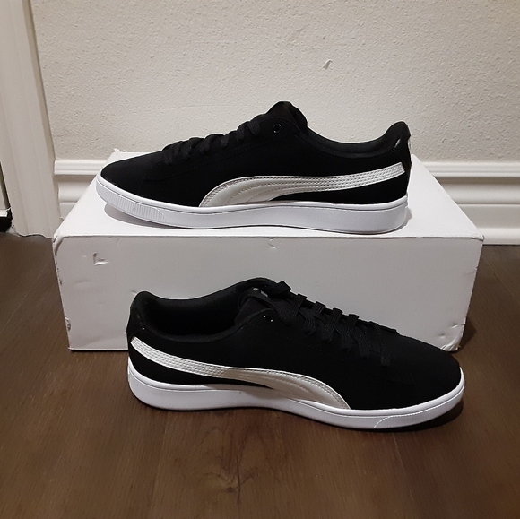 Puma - Picture 4 of 4